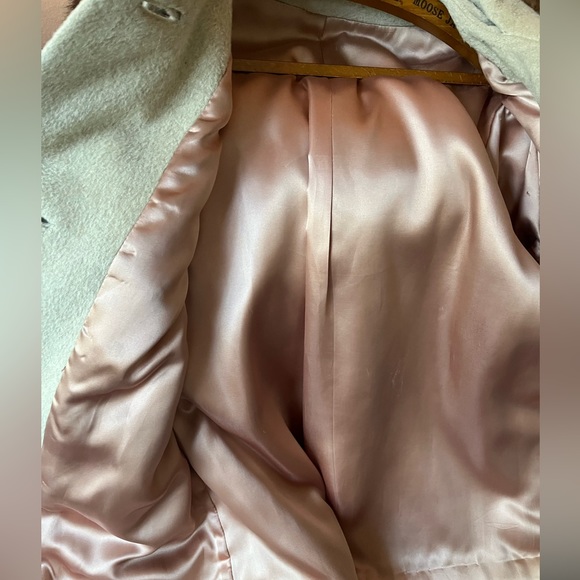 Vintage 1960s Camel Hair and Fur Coat - Picture 4 of 10